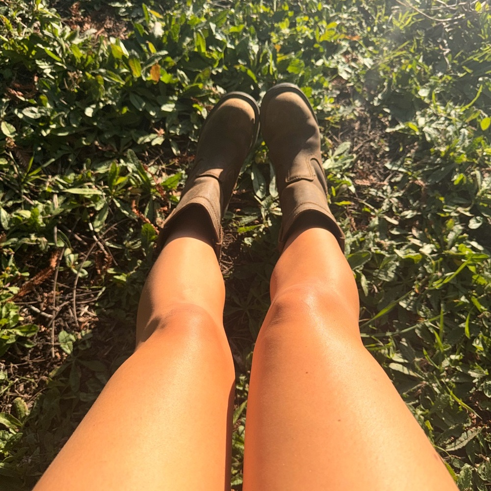 Wolverine Dark Brown Leather Boots - Picture 6 of 9